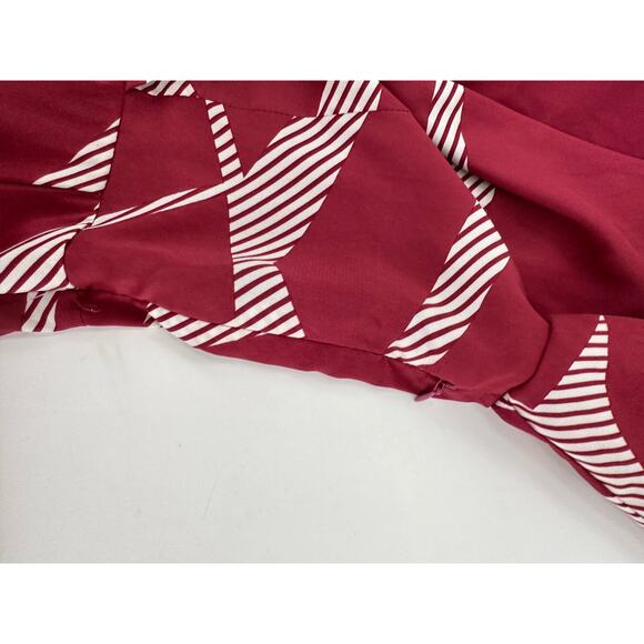 Charles Henry‎ Size S Dress Printed Mini Long Sleeve Dress V-Neck Burgundy Geo - Picture 13 of 13